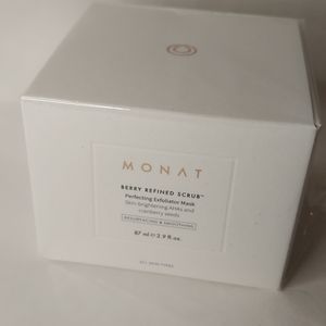 Monat-Berry Refind Scrub 2 in 1 mask